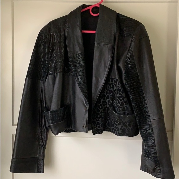 Jackets & Blazers - Vintage leather crop jacket